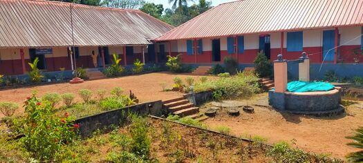 Holy Family LPS Manalumkal